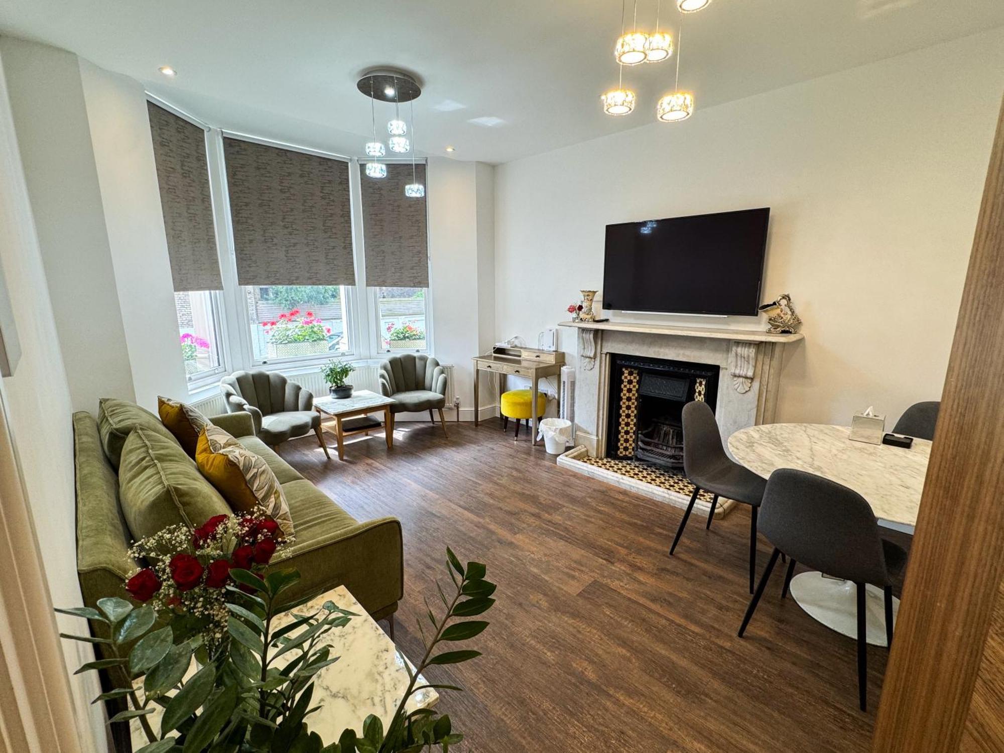 The Avonmore Olympia London Ngoại thất bức ảnh