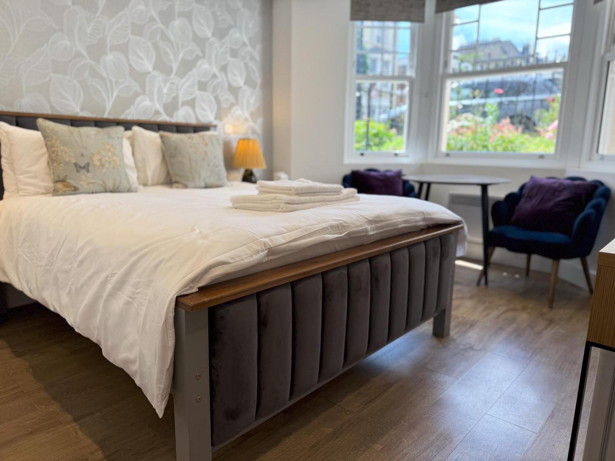 The Avonmore Olympia London Ngoại thất bức ảnh