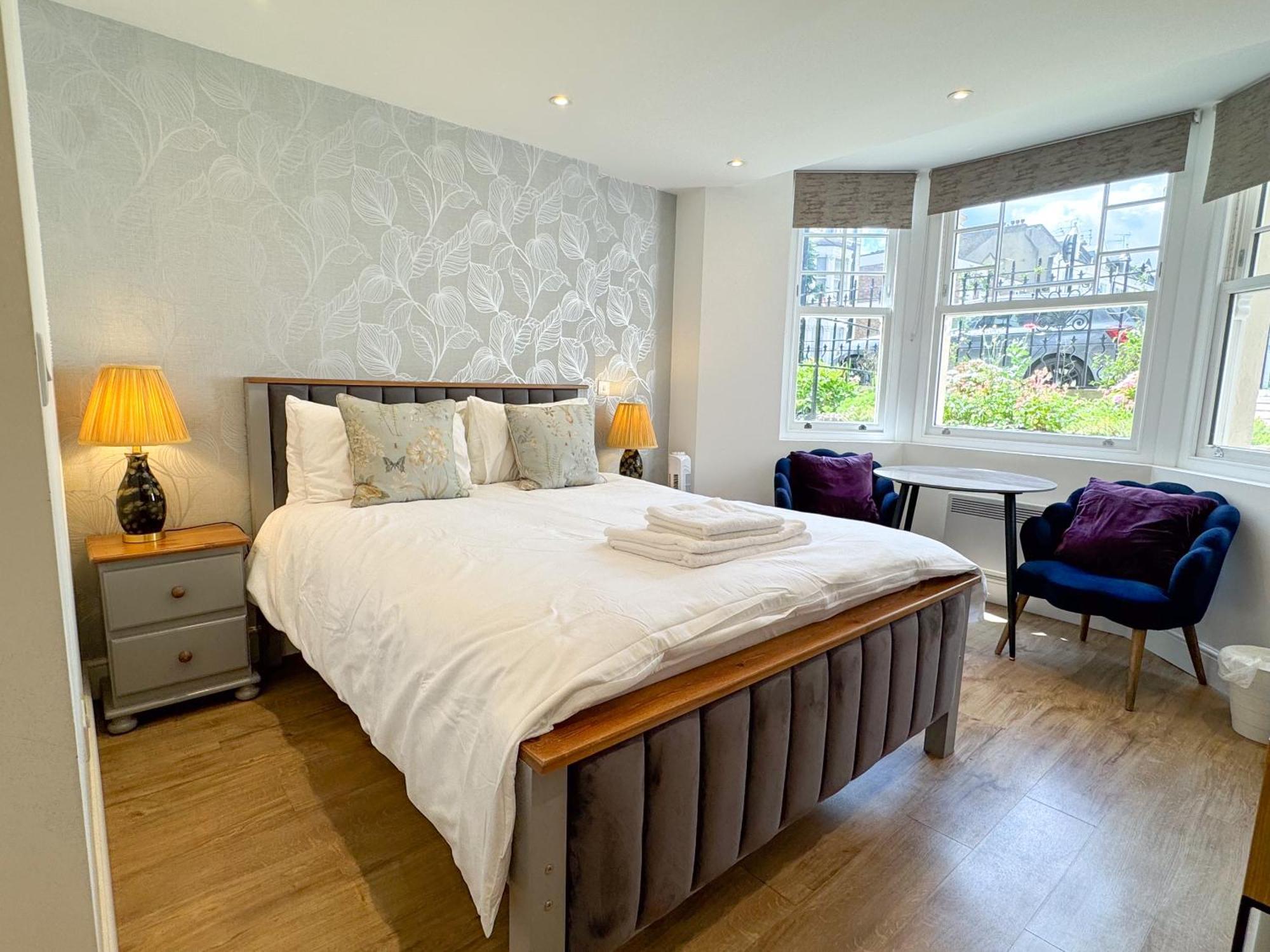 The Avonmore Olympia London Ngoại thất bức ảnh
