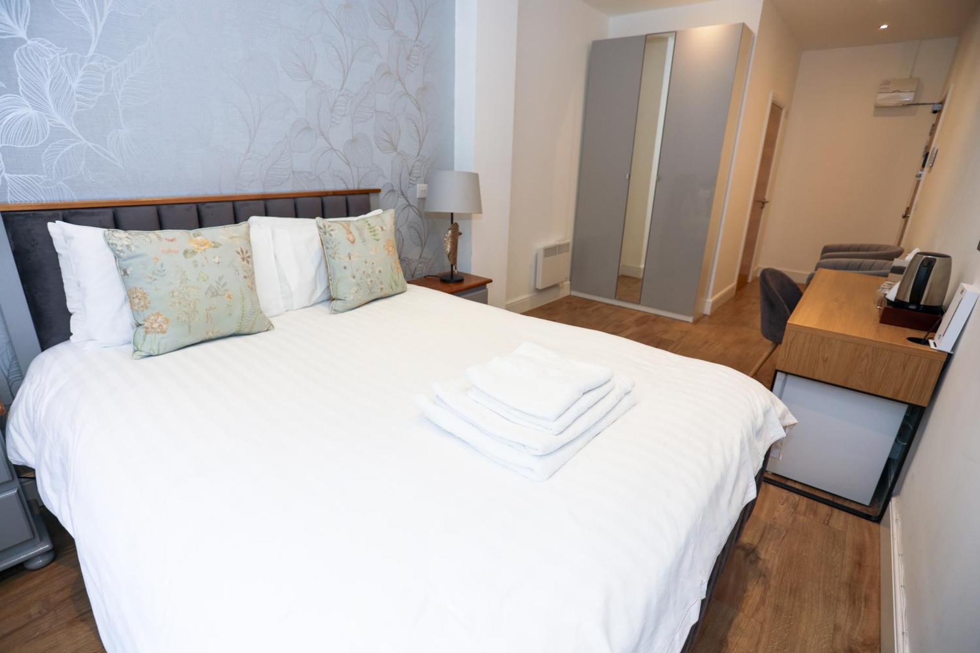 The Avonmore Olympia London Ngoại thất bức ảnh