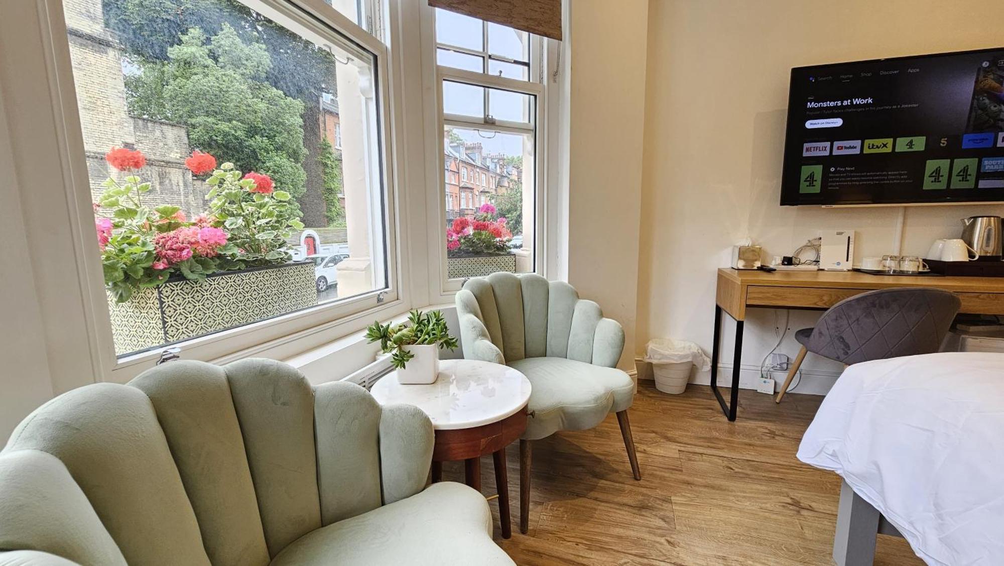 The Avonmore Olympia London Ngoại thất bức ảnh